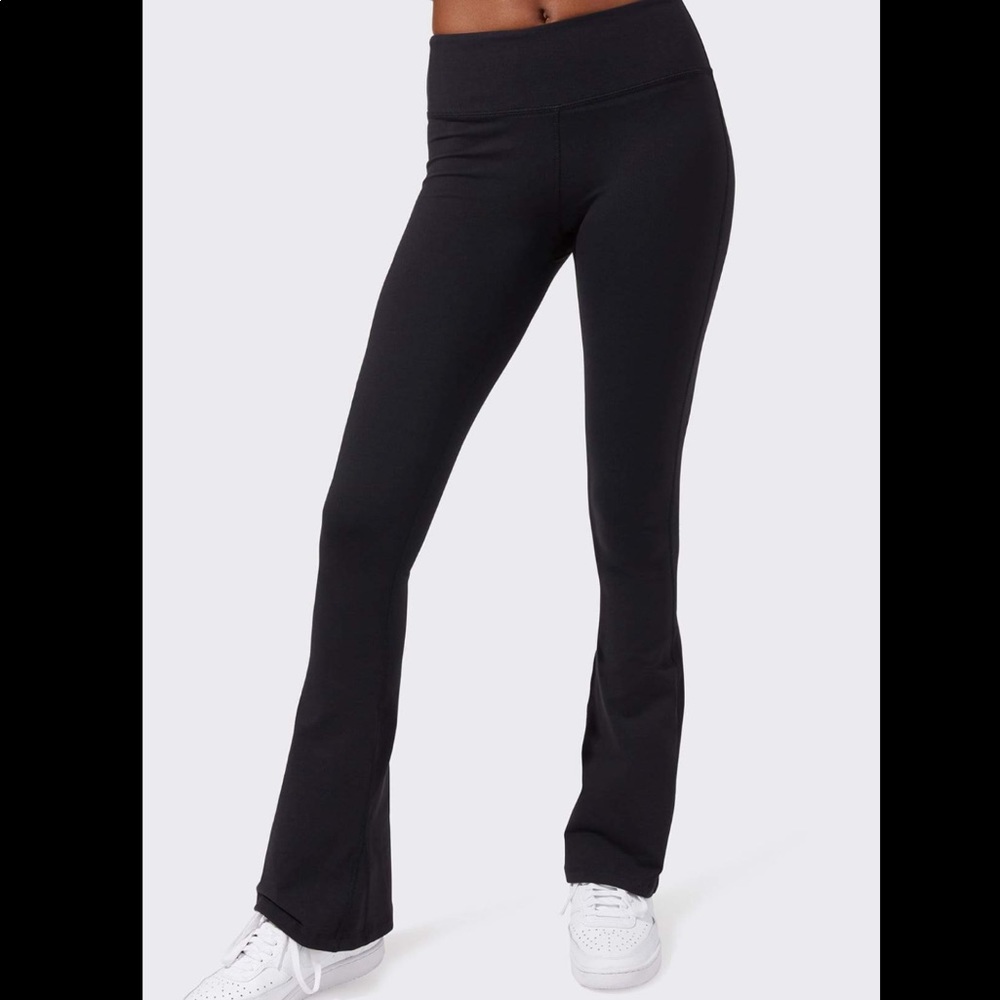 RAQUEL FLARE SPLITS 59
